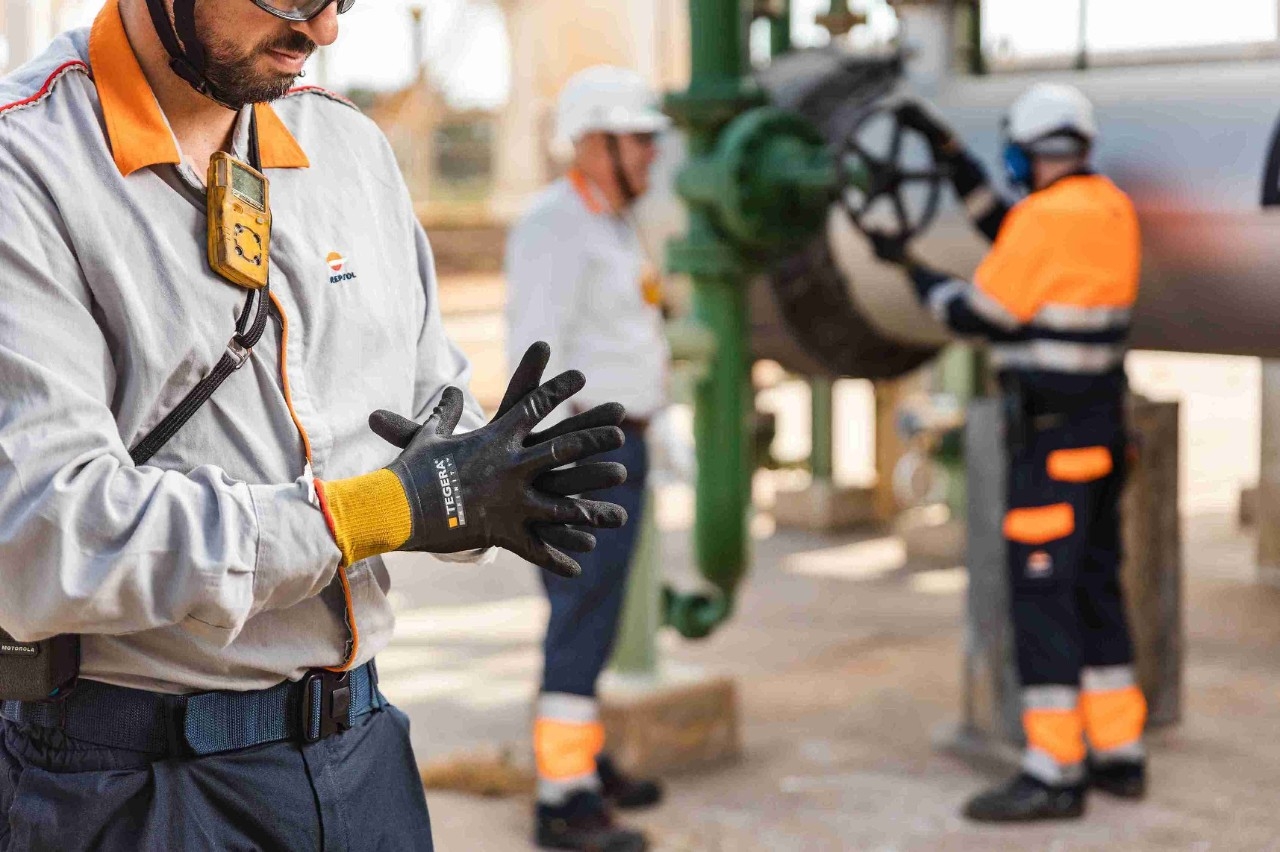 Repsol-5_11zon (1).jpg
